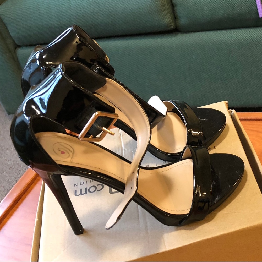 Strappy heeled sandals